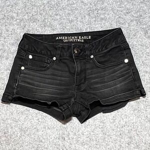 American Eagle Super Super Stretch Shortie Black Denim Shorts Low Rise Size 2